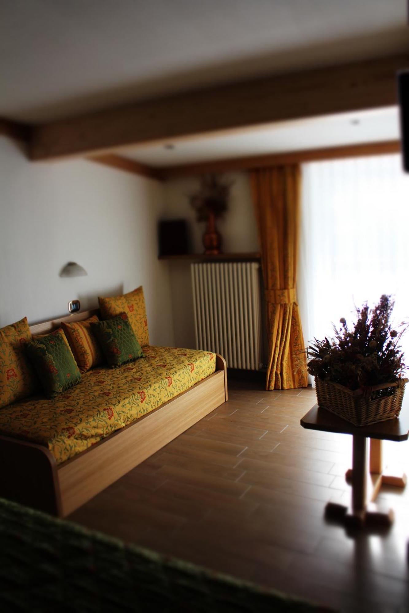 Dolomiten Hotel Irma Canazei Room photo