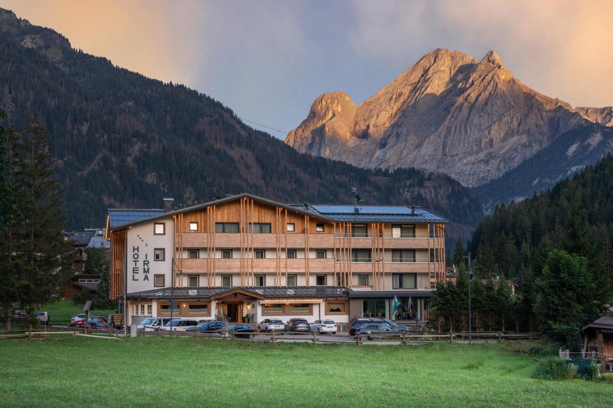 Dolomiten Hotel Irma Canazei Exterior photo